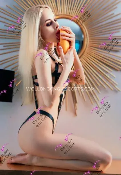 Wollongong escorts Justina — 3