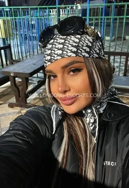 Wollongong escorts Christina — 2