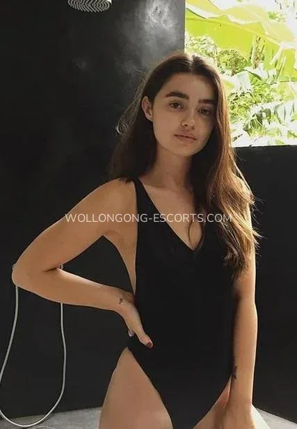 Wollongong escorts Sara — 4