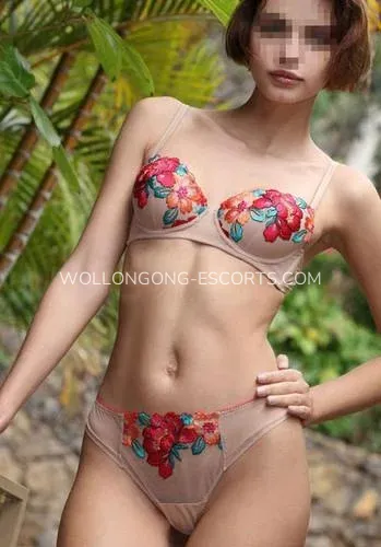 Wollongong escorts Olivia — 7