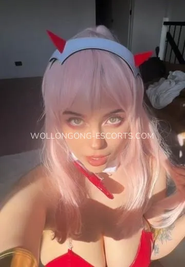 Wollongong escorts Emilia — 2