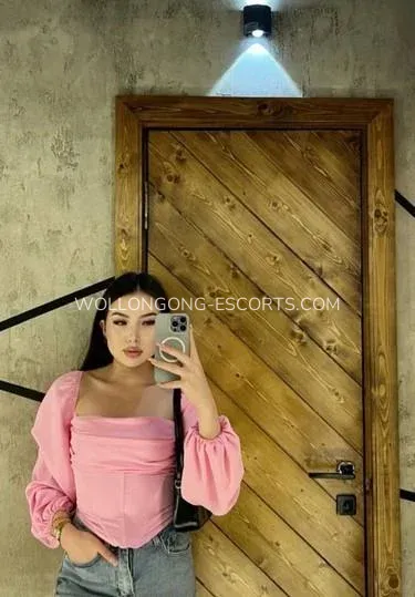 Wollongong escorts Justina — 9