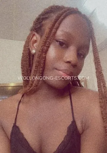 Wollongong escorts Mia — 5