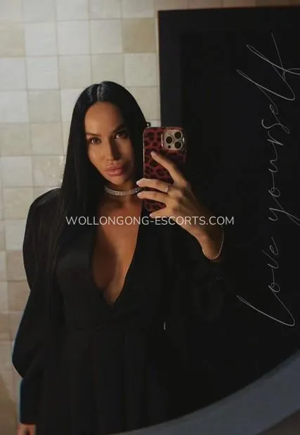 Wollongong escorts Angelina — 2