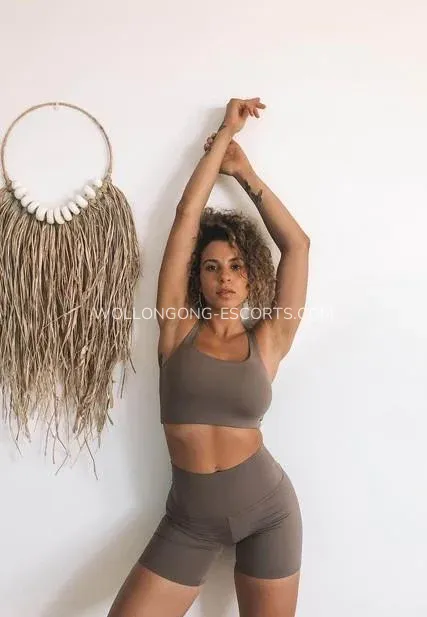 Wollongong escorts Monica — 5