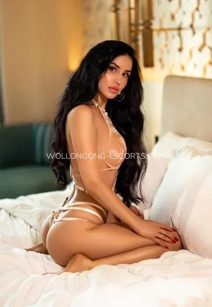 Wollongong escorts Stella — 1