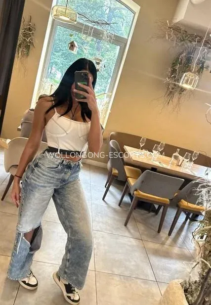 Wollongong escorts Cassidy — 7