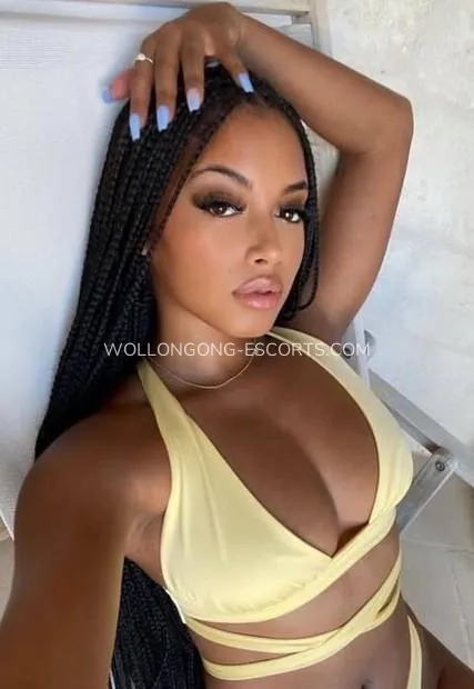 Wollongong escorts Pia — 2