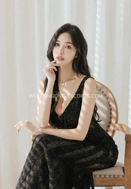 Wollongong escorts Helen — 3
