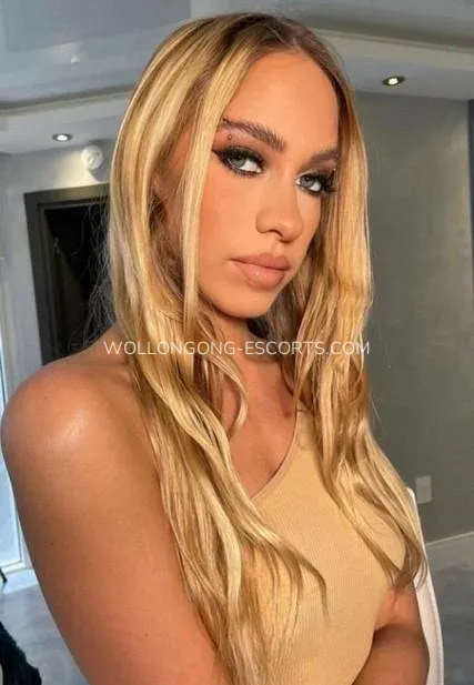Wollongong escorts Bianca — 3