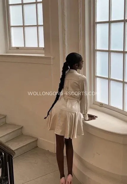 Wollongong escorts Ariana — 5