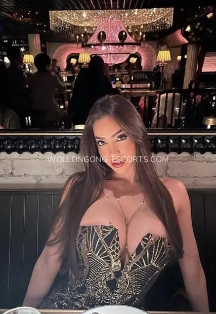 Wollongong escorts monica