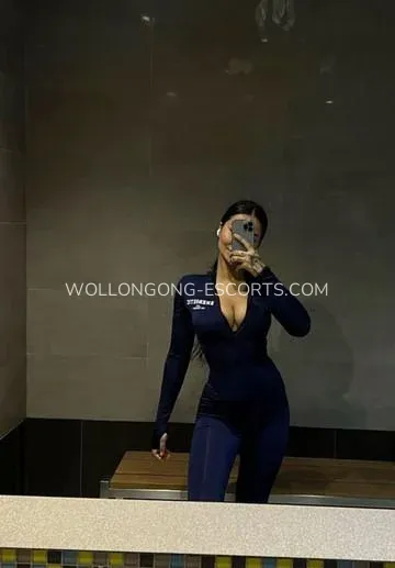 Wollongong escorts Summer — 3