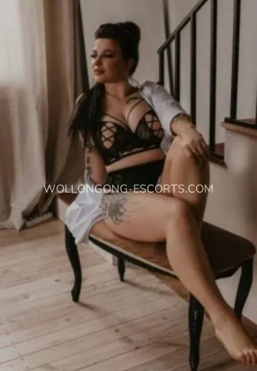 Wollongong escorts Silvia — 2