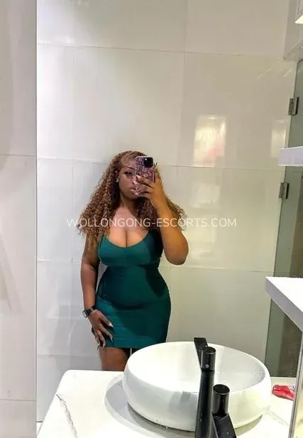 Wollongong escorts Kylee — 3