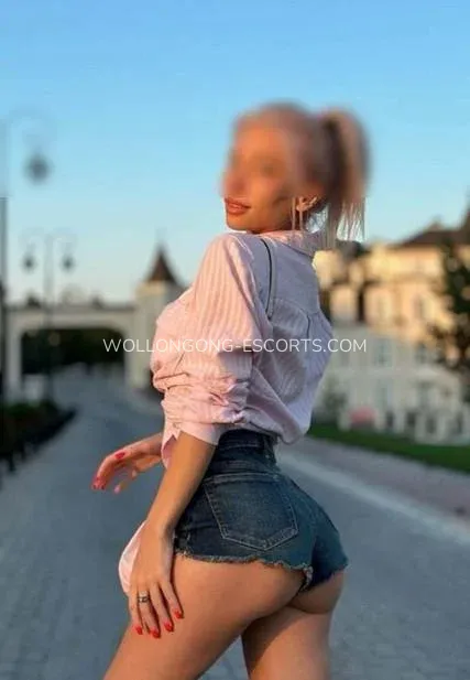 Wollongong escorts Mikayla — 4