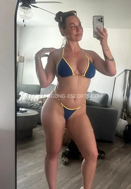 Wollongong escorts Kayla — 3