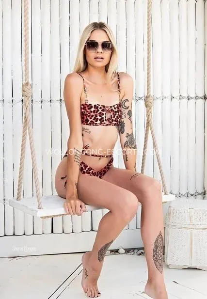 Wollongong escorts Alicia — 4