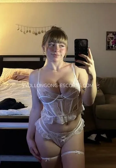 Wollongong escorts liliana