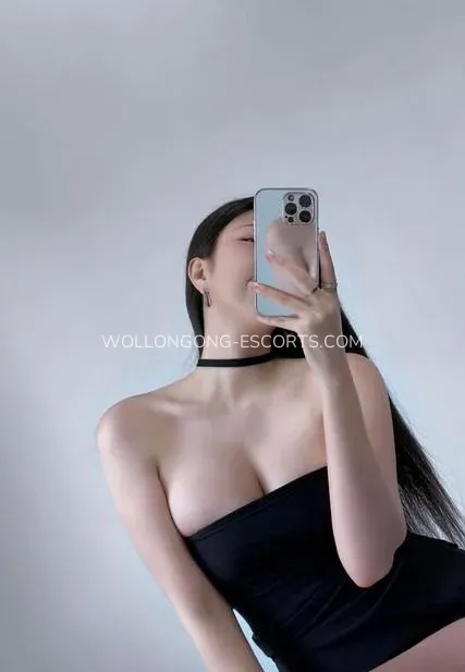 Wollongong escorts Isabelle — 6