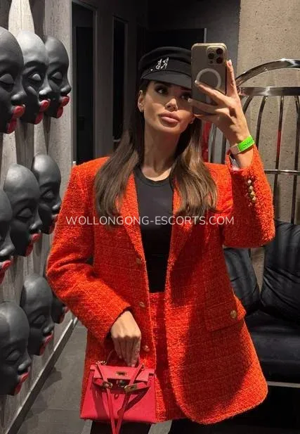 Wollongong escorts Danielle — 7