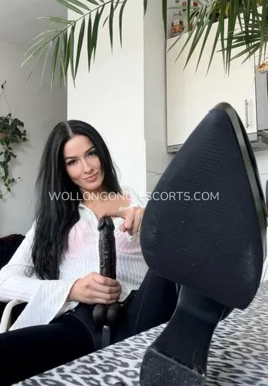 Wollongong escorts Ingrid — 1