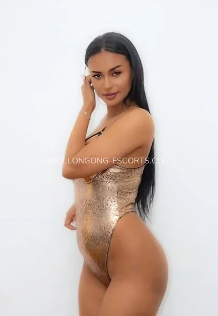 Wollongong escorts Lovisa — 6