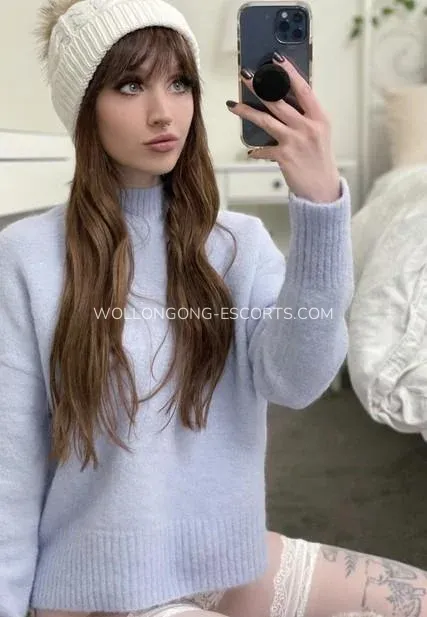 Wollongong escorts Leah — 4