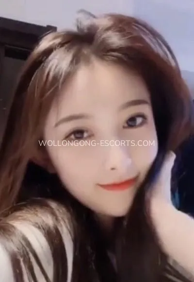 Wollongong escorts Sophia — 2