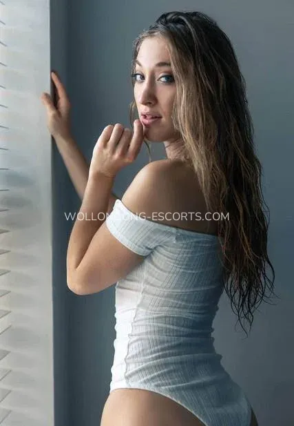 Wollongong escorts Linnéa — 3