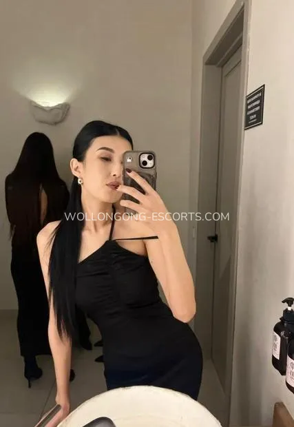 Wollongong escorts erika