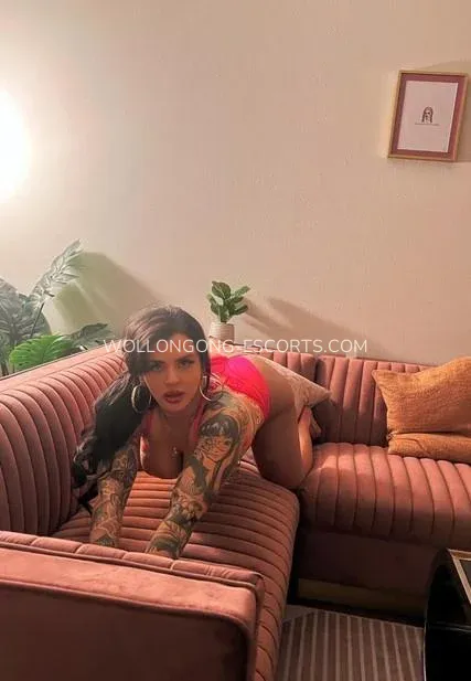 Wollongong escorts Elisabeth — 4