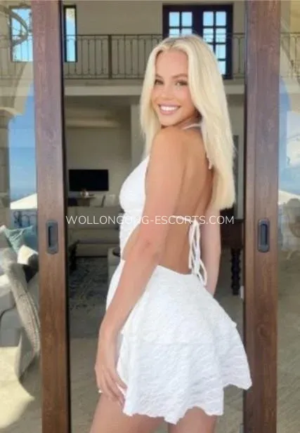 Wollongong escorts Charlotte — 6