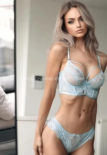 Wollongong escorts Cristina — 4