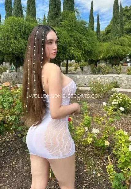 Wollongong escorts Mackenzie — 3