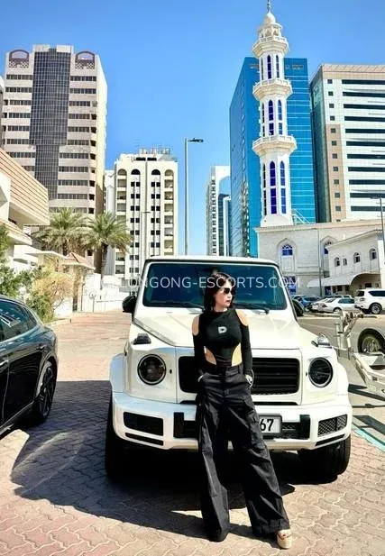 Wollongong escorts Julia — 9