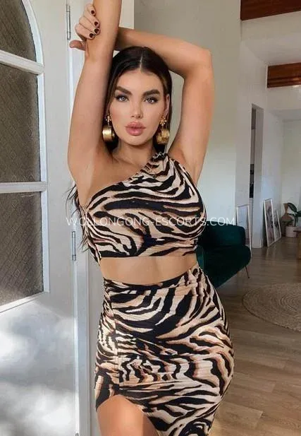 Wollongong escorts Susanne — 3