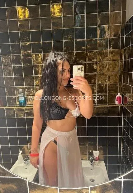 Wollongong escorts Cassandra — 3
