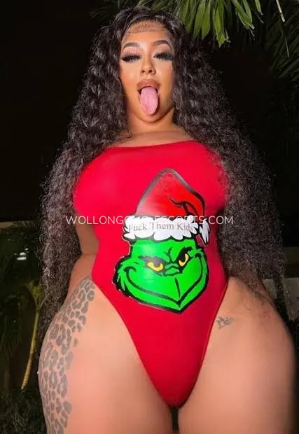 Wollongong escorts karina