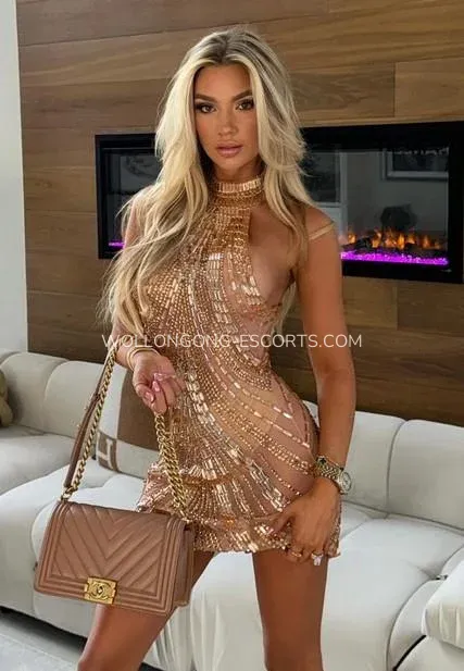 Wollongong escorts Samantha — 3