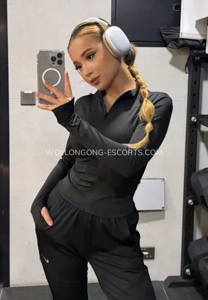 Wollongong escorts Bianca — 3