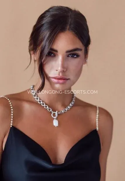 Wollongong escorts Ella — 1
