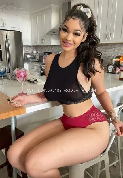 Wollongong escorts Breanna — 4