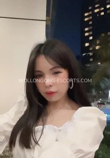 Wollongong escorts Samantha — 4