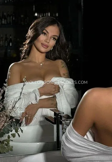 Wollongong escorts Natalia — 6