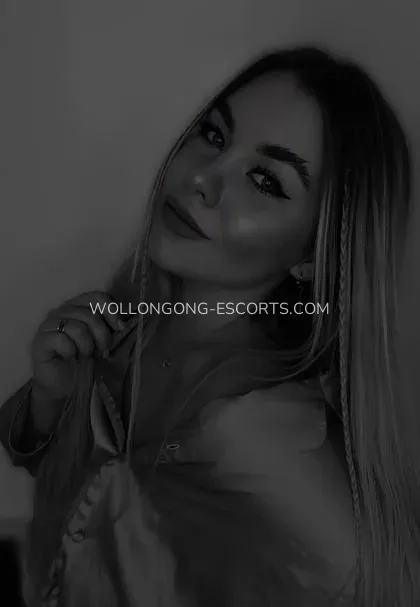 Wollongong escorts Märta — 4