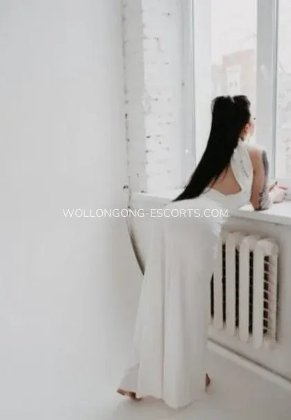 Wollongong escorts Silvia — 5