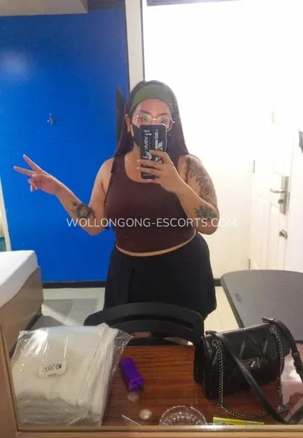Wollongong escorts Valerie — 1