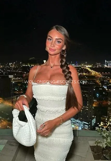 Wollongong escorts Lisa — 4