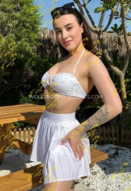 Wollongong escorts Nadia — 2